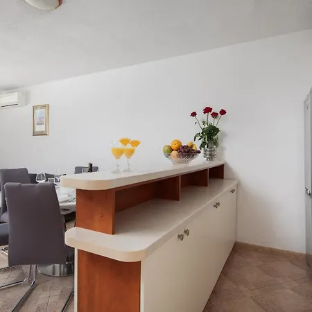 Apartment Lucy In Split Exterior photo